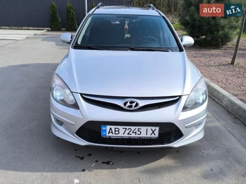 Авто Hyundai I30 2010 № 8802155