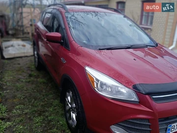Авто Ford Escape 2013 № 8802354