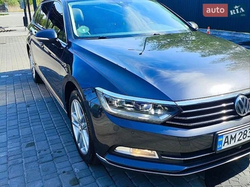 Авто Volkswagen Passat 2017 № 8802365