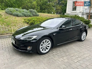 Авто Tesla Model S 2018 № 8802368