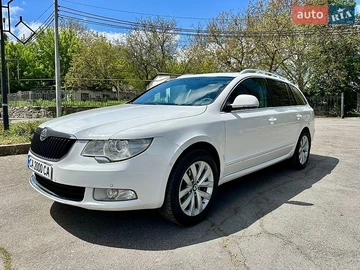 Авто Skoda Superb 2012 № 8802499