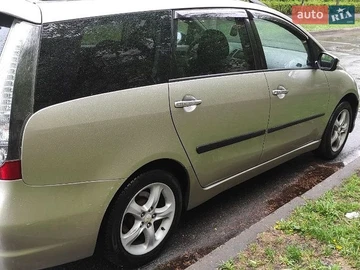 Авто Mitsubishi Grandis 2006 № 8802539