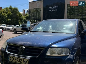 Авто Volkswagen Touareg 2005 № 8802540