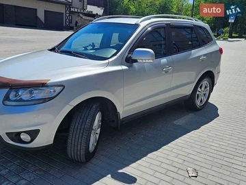 Авто Hyundai Santa Fe 2011 № 8802690
