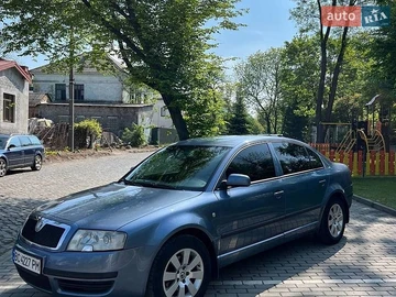 Авто Skoda Superb 2002 № 8802750