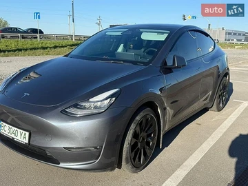 Авто Tesla Model Y 2021 № 8803031