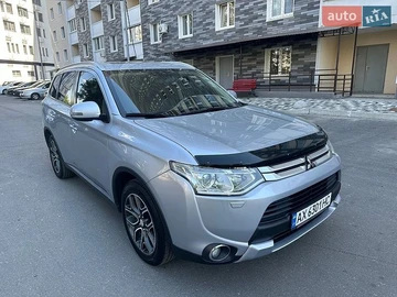 Авто Mitsubishi Outlander 2014 № 8803200