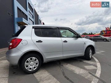 Авто Skoda Fabia 2014 № 8803275