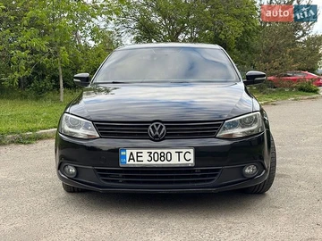 Авто Volkswagen Jetta 2012 № 8803435