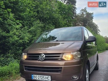 Авто Volkswagen Transporter 2012 № 8804132