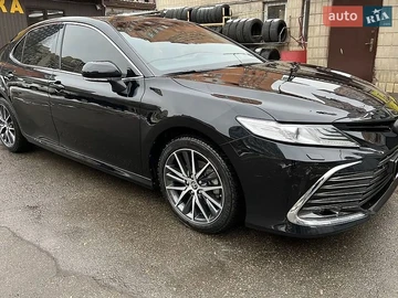 Авто Toyota Camry 2021 № 8804153