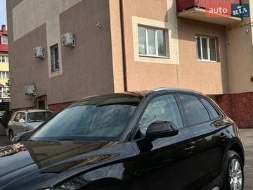 Авто Audi Q5 2017 № 8804158