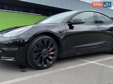 Авто Tesla Model 3 2022 № 8804160