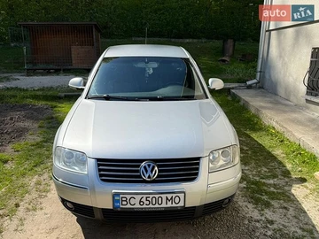 Авто Volkswagen Passat 2003 № 8804376