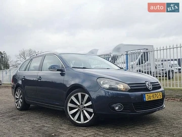 Авто Volkswagen Golf 2010 № 8804397