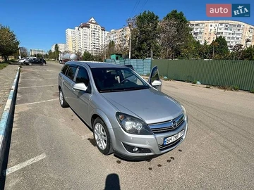 Авто Opel Astra 2012 № 8804433