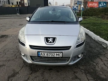 Авто Peugeot 5008 2009 № 8804447