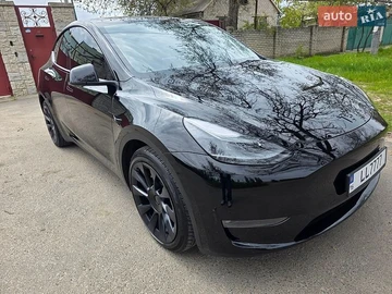 Авто Tesla Model Y 2023 № 8804797