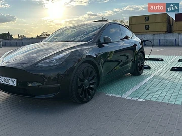 Авто Tesla Model Y 2022 № 8804803