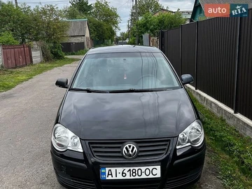 Авто Volkswagen Polo 2006 № 8804824