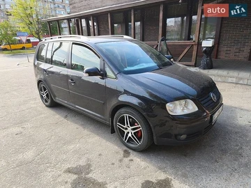 Авто Volkswagen Touran 2004 № 8804986