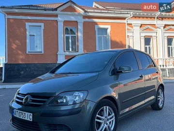 Авто Volkswagen Golf Plus 2005 № 8805209