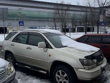 Авто Toyota Harrier 2000 № 8805223