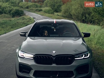 Авто BMW M5 2019 № 8805234