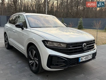 Авто Volkswagen Touareg 2024 № 8805235