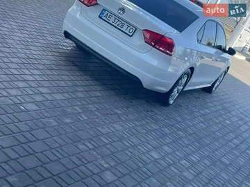 Авто Volkswagen Passat 2013 № 8805285