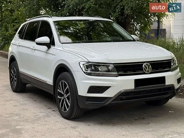 Авто Volkswagen Tiguan 2020 № 8805476