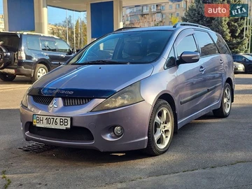 Авто Mitsubishi Grandis 2004 № 8805489