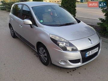 Авто Renault Scenic 2010 № 8805492