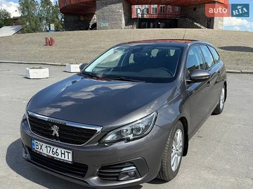 Авто Peugeot 308 2018 № 8805505