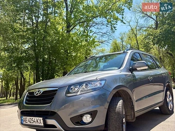 Авто Hyundai Santa Fe 2011 № 8805654