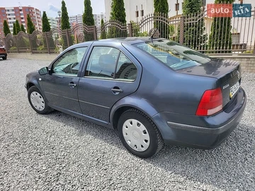 Авто Volkswagen Bora 2005 № 8805817