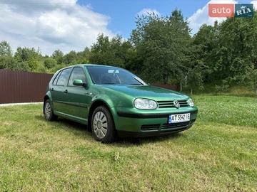 Авто Volkswagen Golf 2000 № 8805819