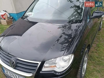 Авто Volkswagen Touran 2008 № 8805841