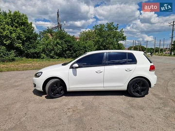 Авто Volkswagen Golf 2012 № 8805844