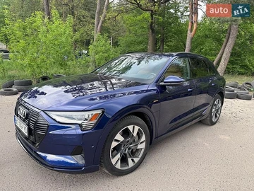 Авто Audi E-Tron 2022 № 8805895