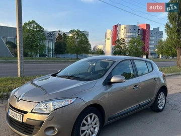 Авто Renault Megane 2011 № 8805923