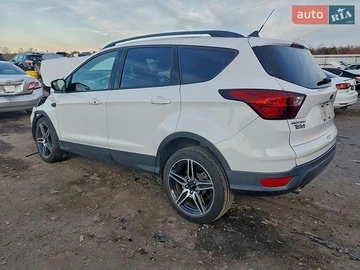 Авто Ford Escape 2019 № 8805928