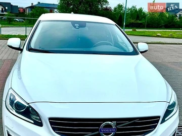 Авто Volvo S60 2013 № 8805945