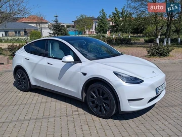 Авто Tesla Model Y 2020 № 8805969