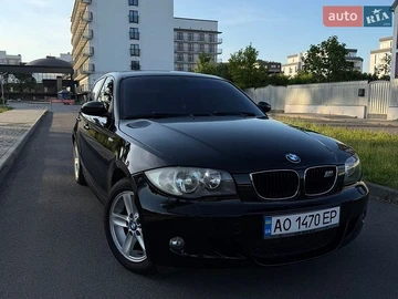 Авто BMW 1 Series 2009 № 8806034