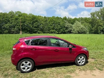 Авто Ford Fiesta 2011 № 8806037