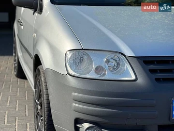 Авто Volkswagen Caddy 2009 № 8806040