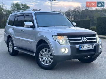 Авто Mitsubishi Pajero Wagon 2008 № 8806070