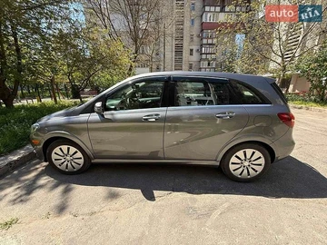 Авто Mercedes B-Class 2015 № 8806071