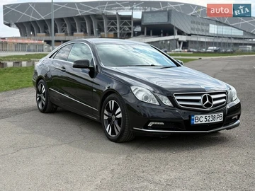 Авто Mercedes E-Class 2010 № 8806073
